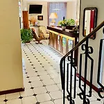 Hotel Le Cygne 2*