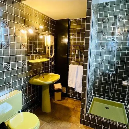 Le Cygne 2* Gournay-en-Bray